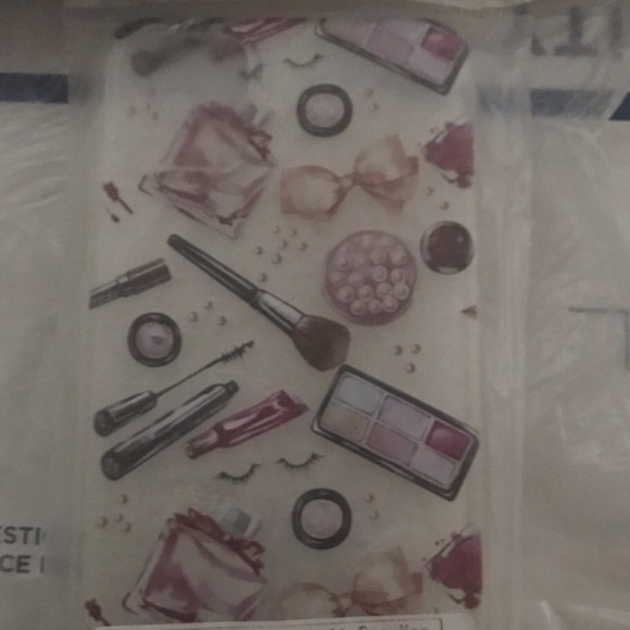 iPhone 11 Pro Max case - Picture 4 of 4